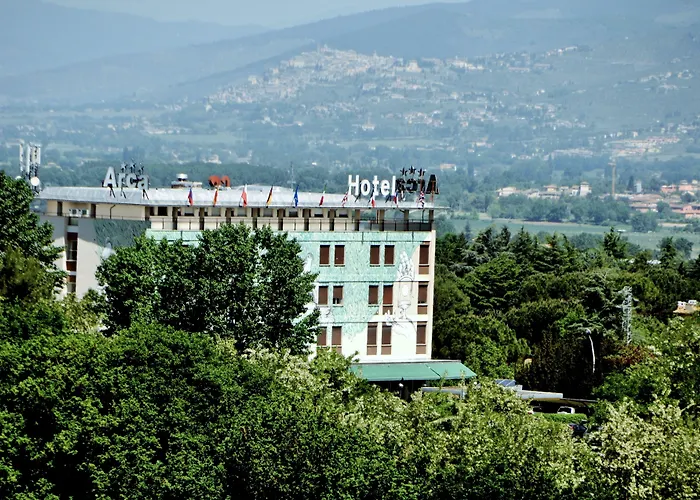 Lh Arca Street ArtAlbergo